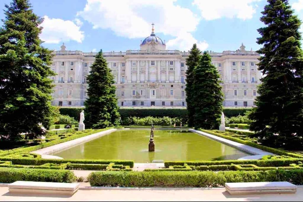 El Apartamento En Opera Palacio Real Madrid Exteriör bild