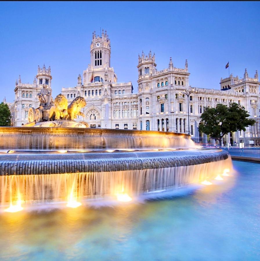 El Apartamento En Opera Palacio Real Madrid Exteriör bild